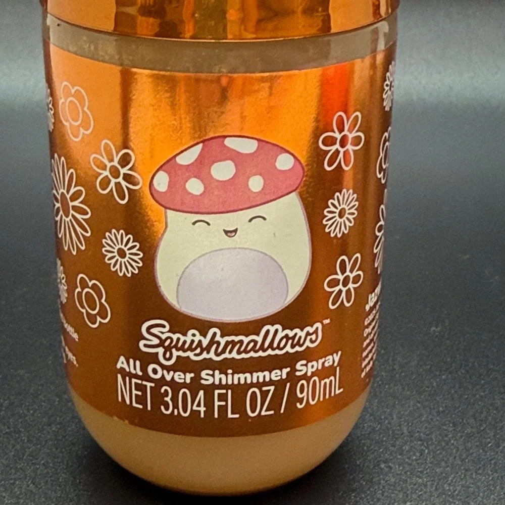 Squishmallows Mushroom Cosmetic - Picture 2 of 10